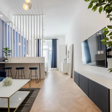 D58 - Grand Boulevard Royal - Location By Bqa Appartamento Budapest
