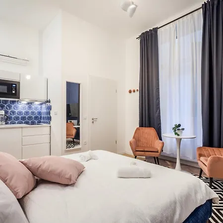 D58 - Grand Boulevard Royal - Location By Bqa * Boedapest