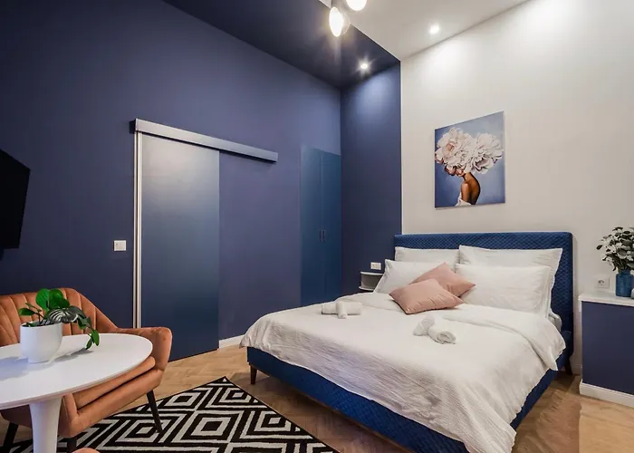 D58 - Grand Boulevard Royal - Location By Bqa Boedapest