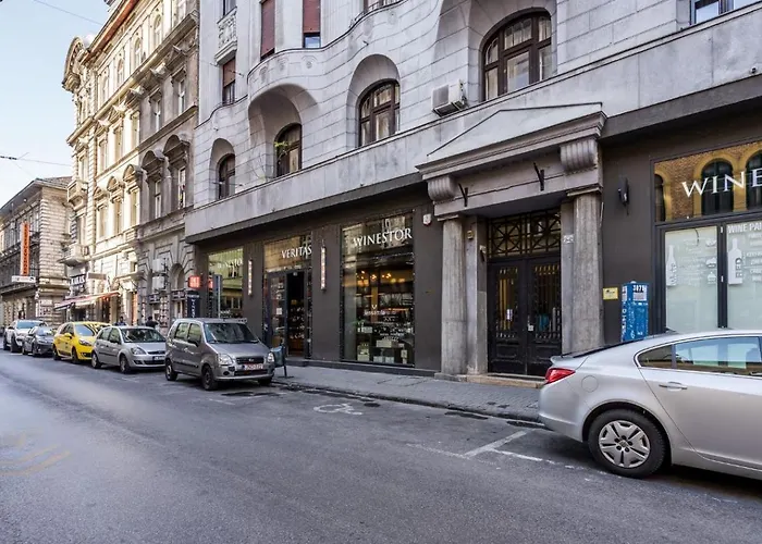 D58 - Grand Boulevard Royal - Location By Bqa Budapest